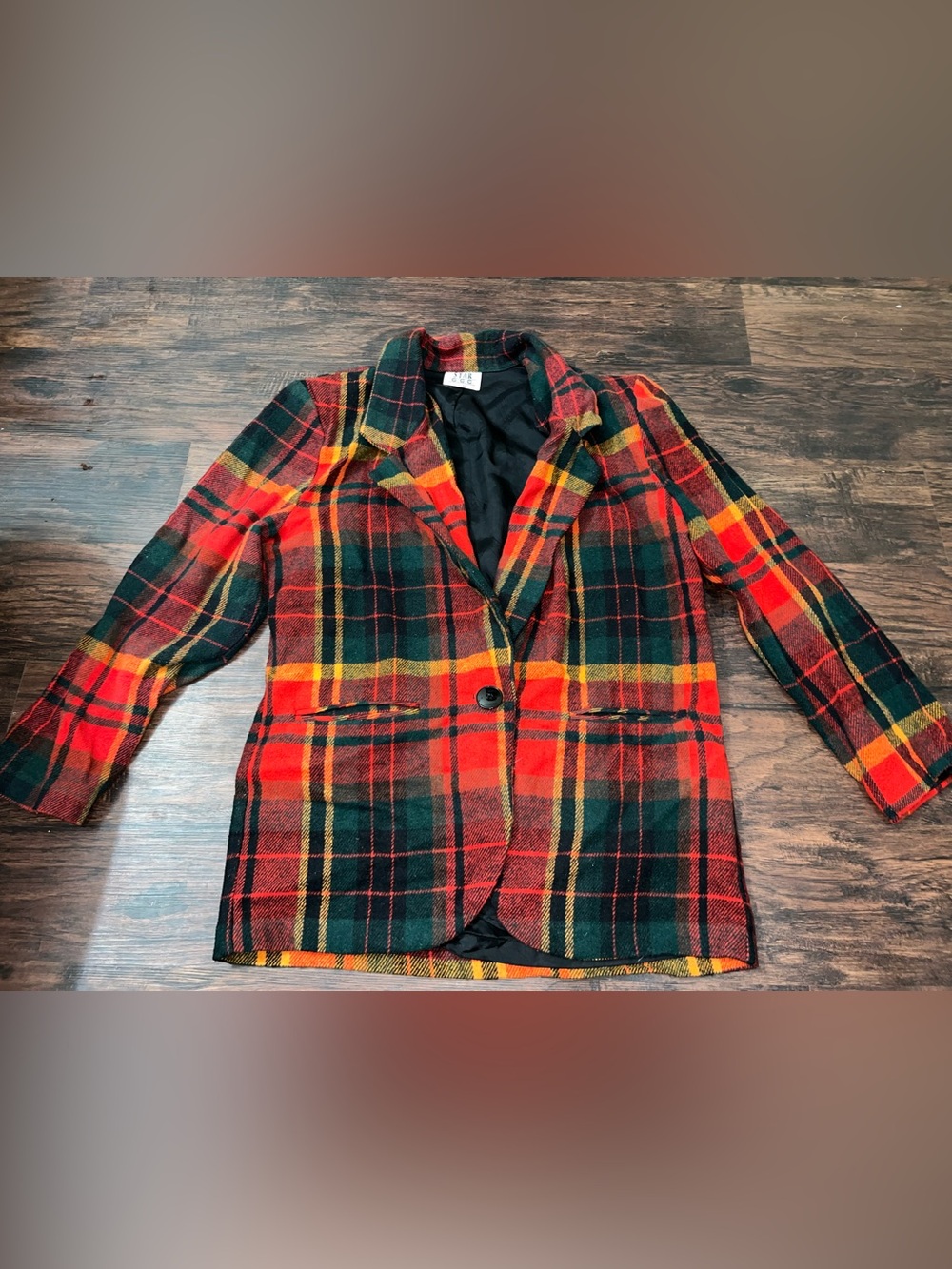 Blazer Star C.C.C. City Clothing red Plaid Jacket women’s medium